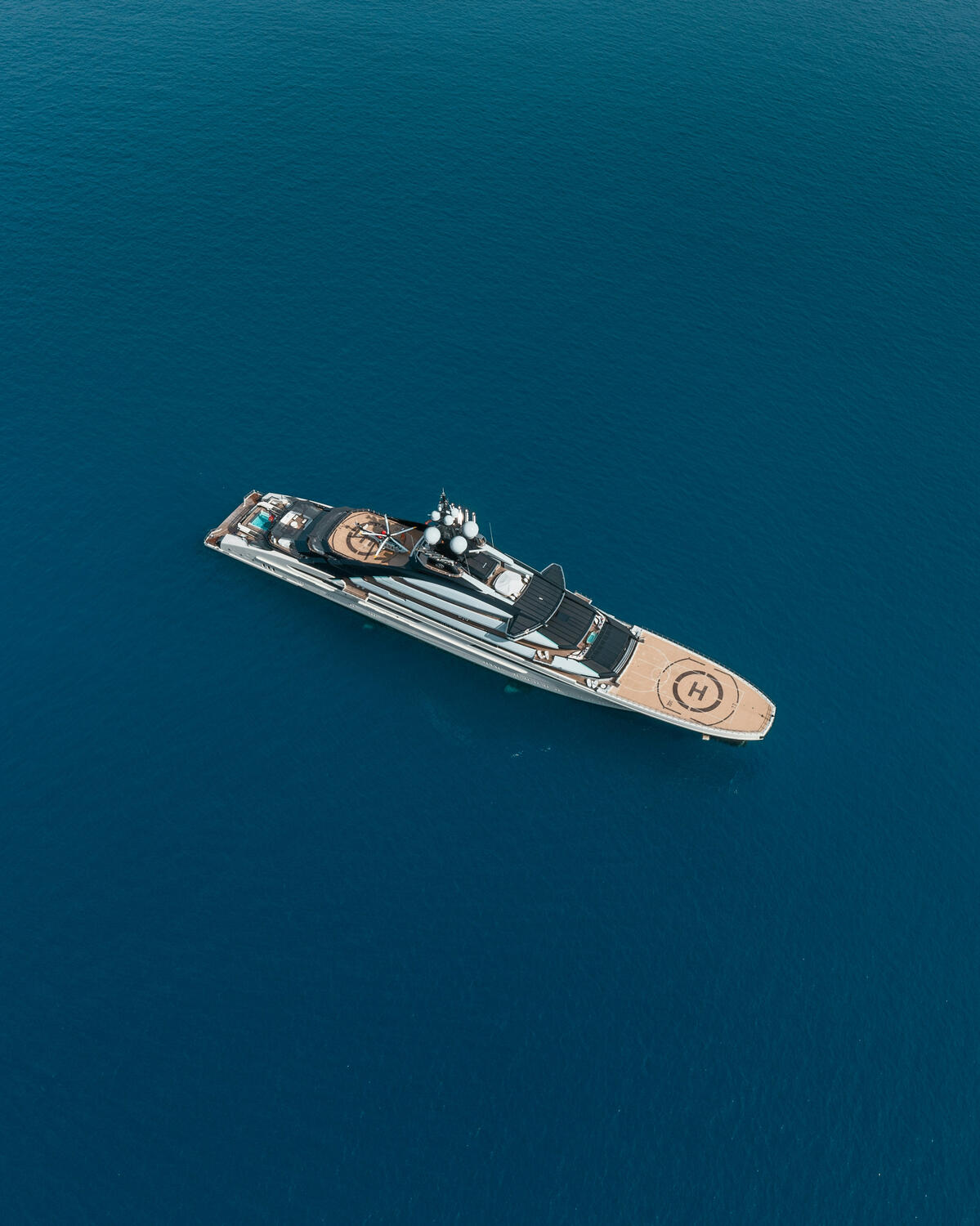 Un travail minutieux, une finition irréprochable : lorsque l’artisanat touche à la perfection, le résultat devient incomparable.